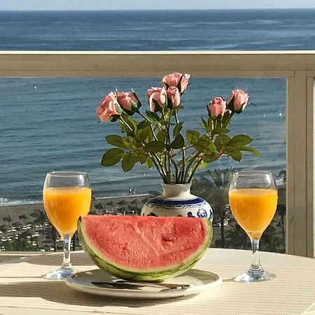 Cozy Apartment With First Line Seaview In Perfect Location, Near The Marina 贝纳尔马德纳 外观 照片