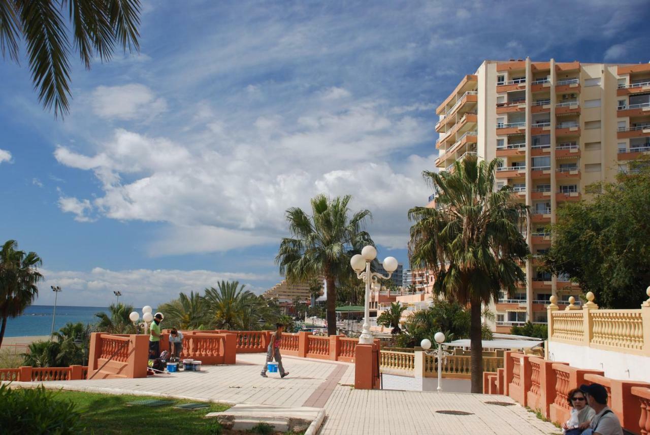 Cozy Apartment With First Line Seaview In Perfect Location, Near The Marina 贝纳尔马德纳 外观 照片